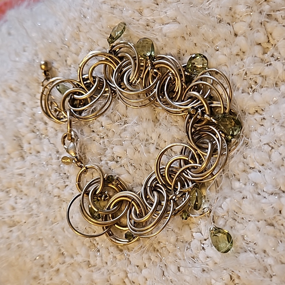 mark. Circle Link Bracelet Teardrop & Bicone Green Glass